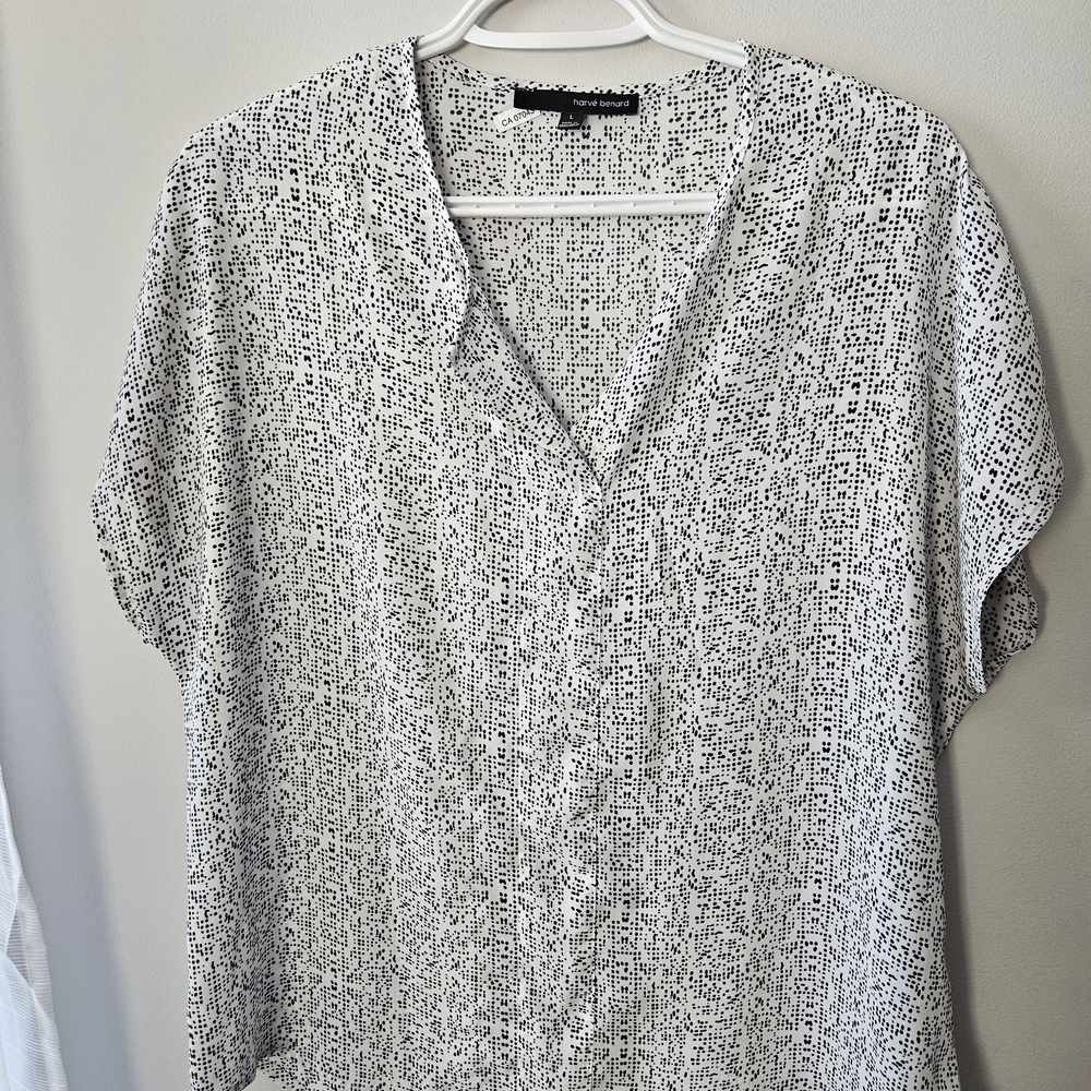 Harve Benard Women's Black and White Blouse